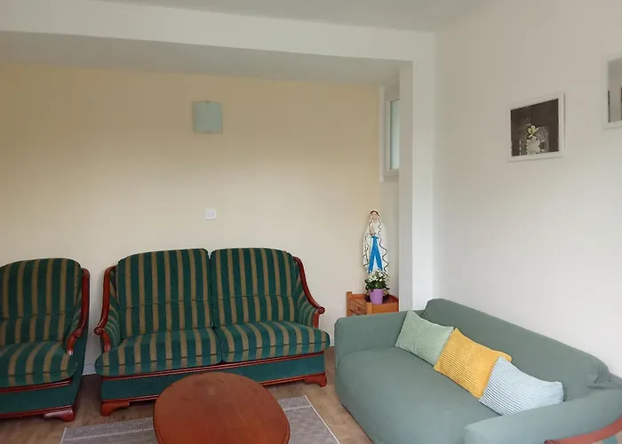 Maison Du Sacre-coeur Lourdes